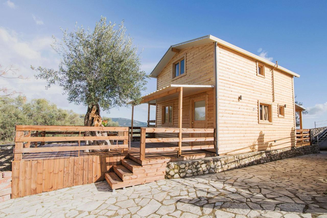 Romantic Tree House Kato Pavliana Екстериор снимка