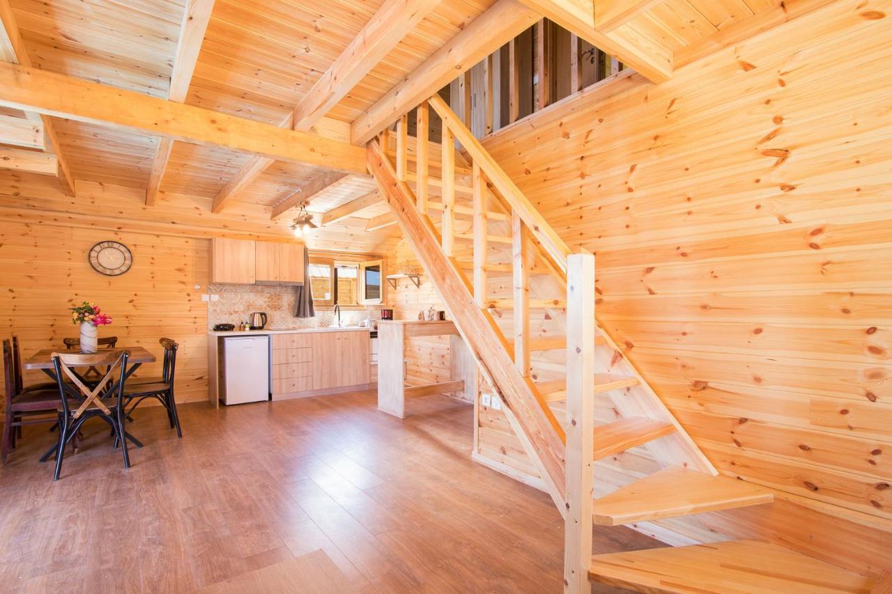 Romantic Tree House Kato Pavliana Екстериор снимка