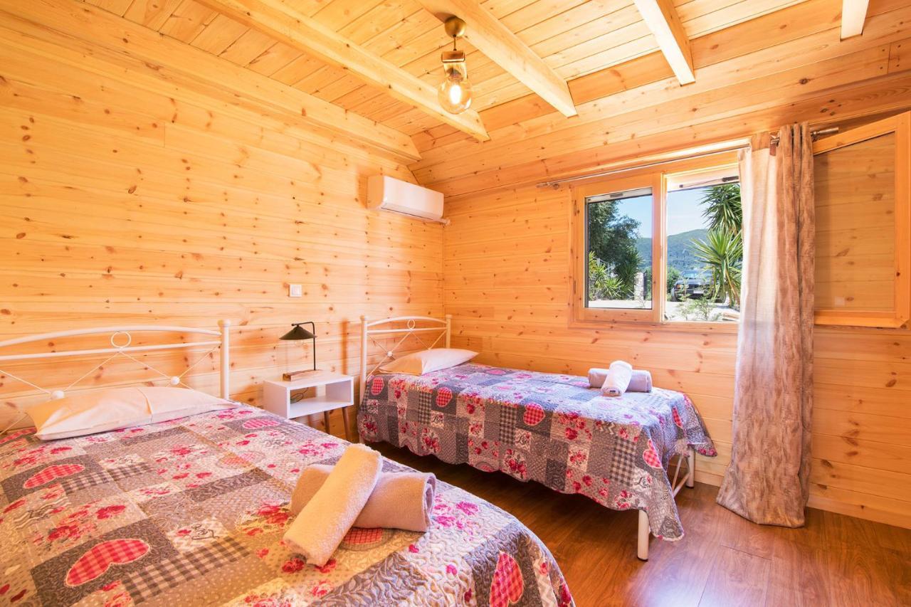 Romantic Tree House Kato Pavliana Екстериор снимка